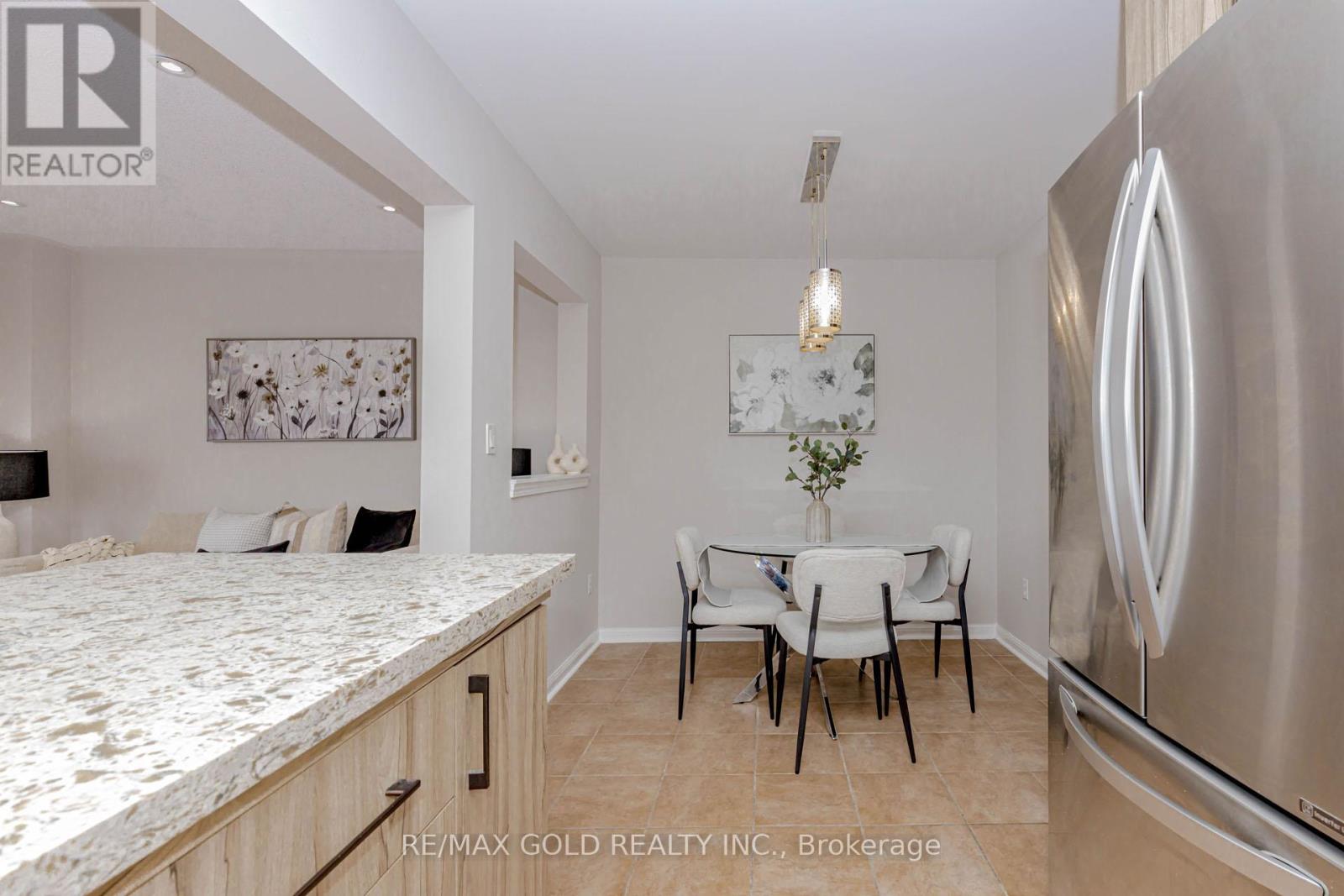 38 - 5980 Whitehorn Avenue, Mississauga, Ontario  L5V 2Y3 - Photo 12 - W12551514