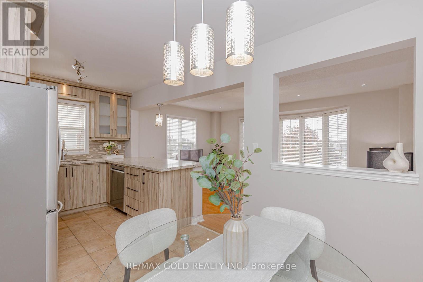 38 - 5980 Whitehorn Avenue, Mississauga, Ontario  L5V 2Y3 - Photo 15 - W12551514