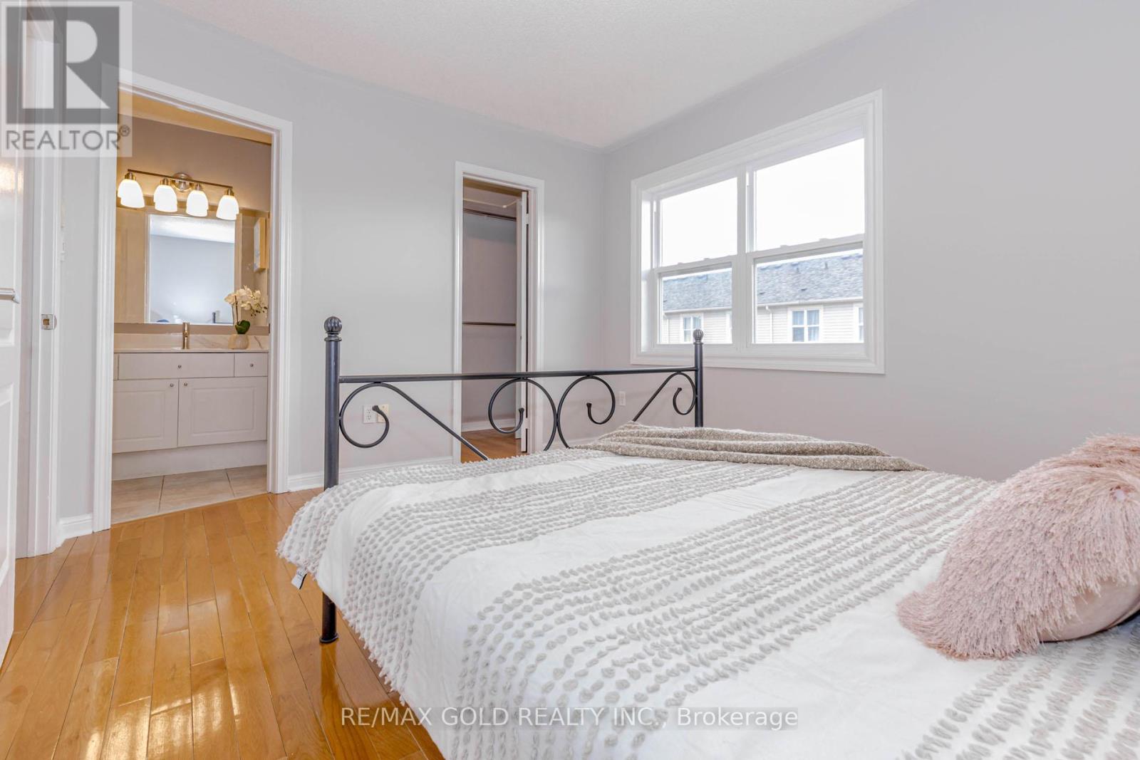 38 - 5980 Whitehorn Avenue, Mississauga, Ontario  L5V 2Y3 - Photo 37 - W12551514