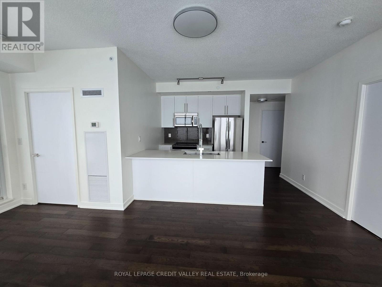 3307 - 4011 Brickstone Mews, Mississauga, Ontario  L5B 0J7 - Photo 14 - W12551518