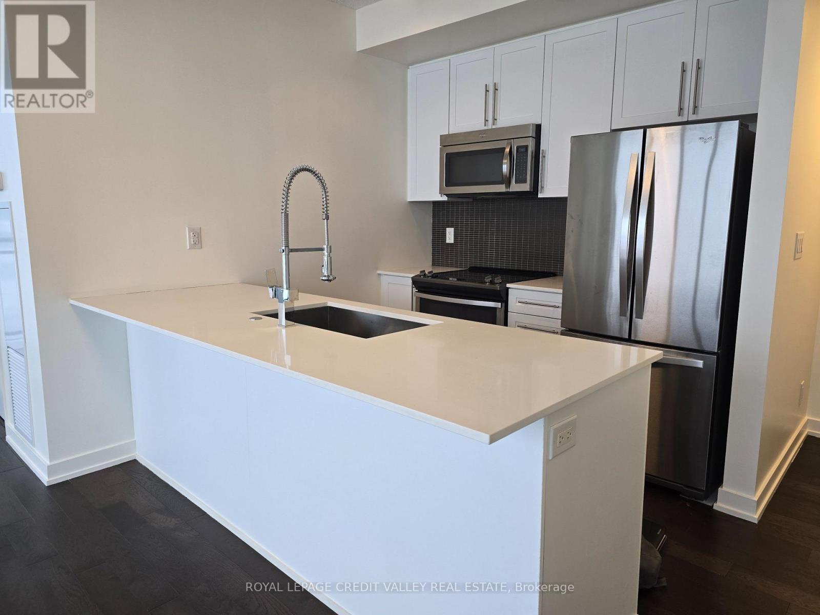 3307 - 4011 Brickstone Mews, Mississauga, Ontario  L5B 0J7 - Photo 8 - W12551518