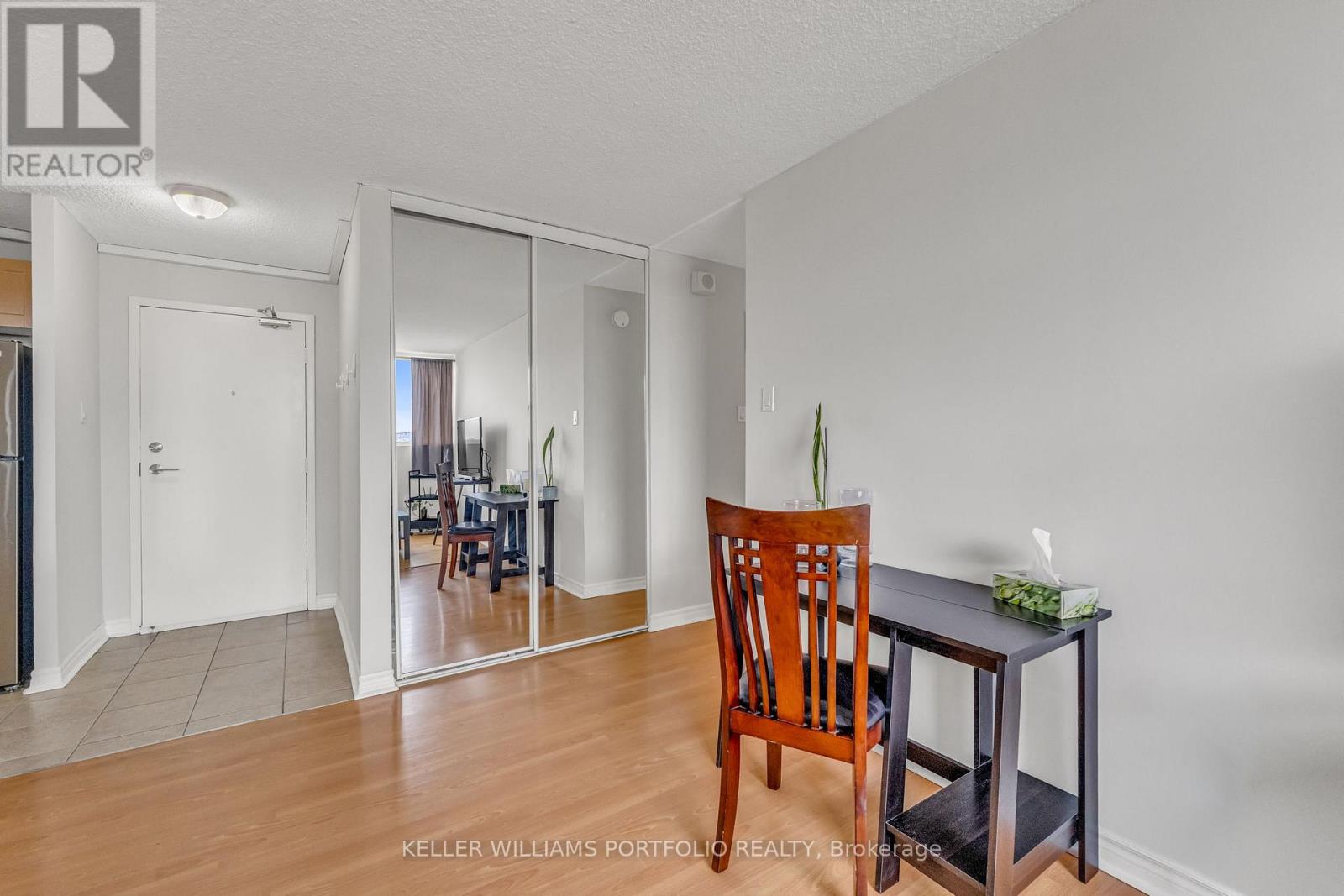 901 - 2900 Battleford Road, Mississauga, Ontario  L5N 2V9 - Photo 15 - W12551534