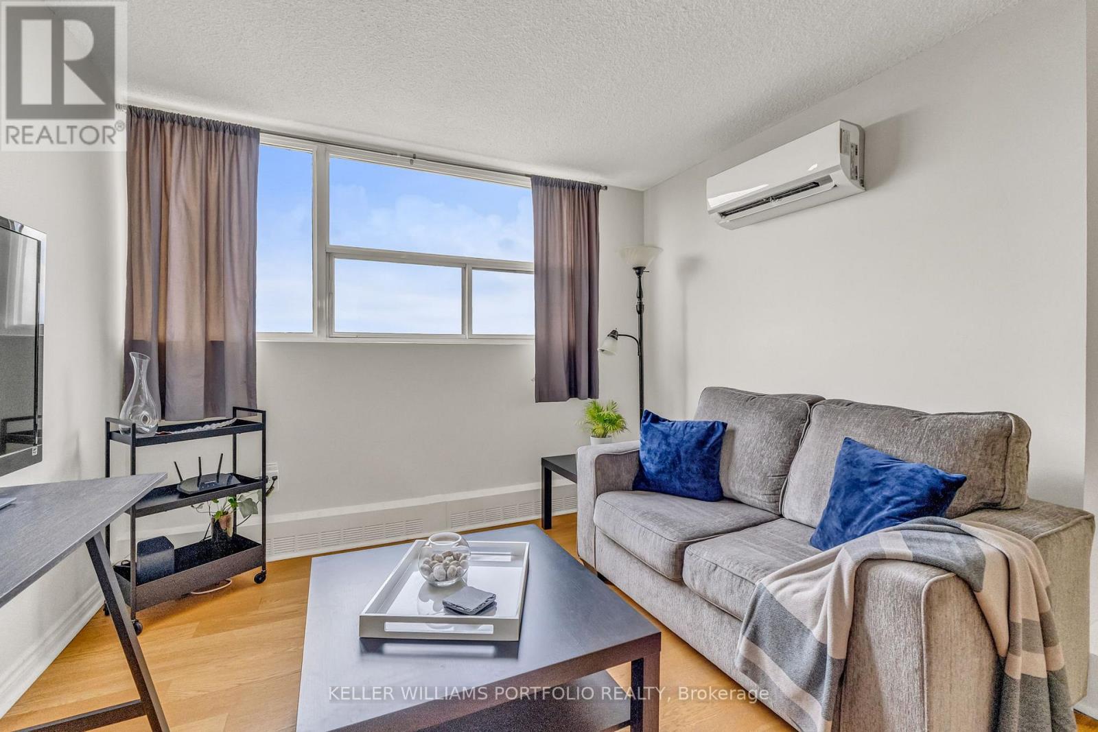 901 - 2900 Battleford Road, Mississauga, Ontario  L5N 2V9 - Photo 16 - W12551534