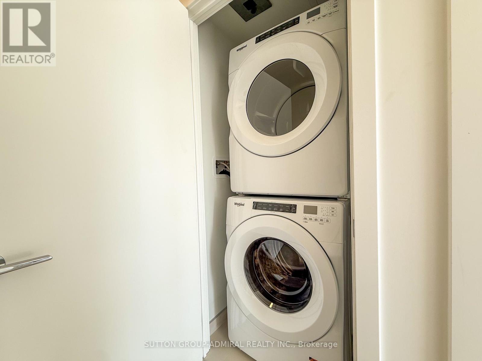 225 - 1007 The Queensway, Toronto, Ontario  M8Z 6C7 - Photo 8 - W12551536