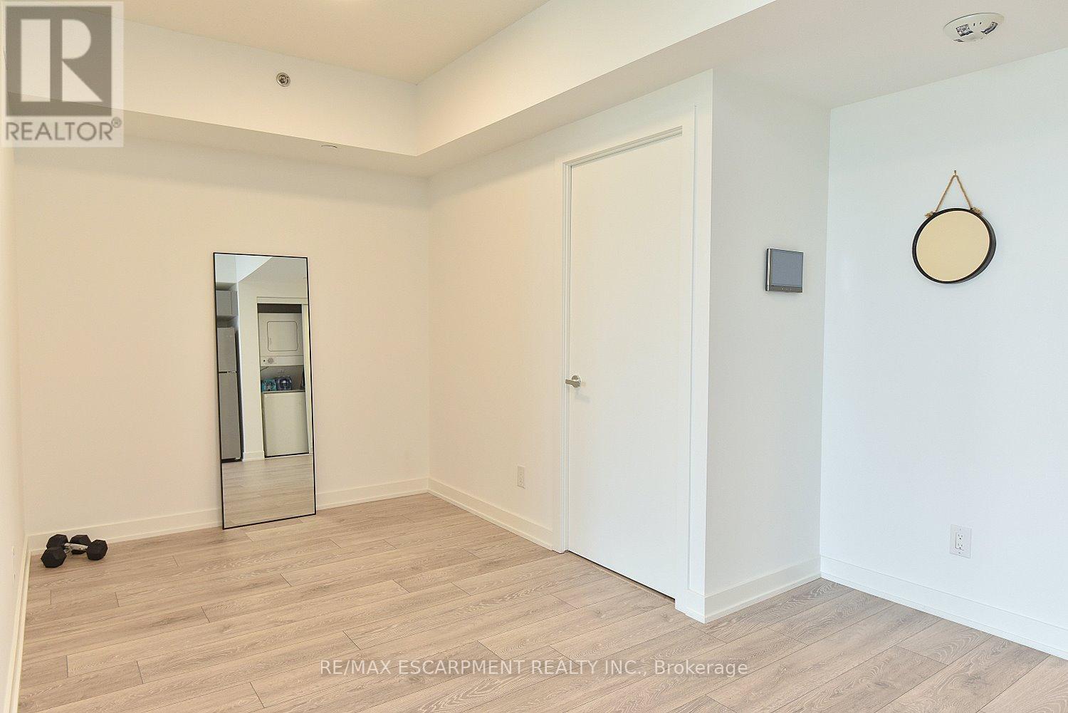 B1006 - 3200 Dakota Common, Burlington, Ontario  L7M 2A7 - Photo 15 - W12551566