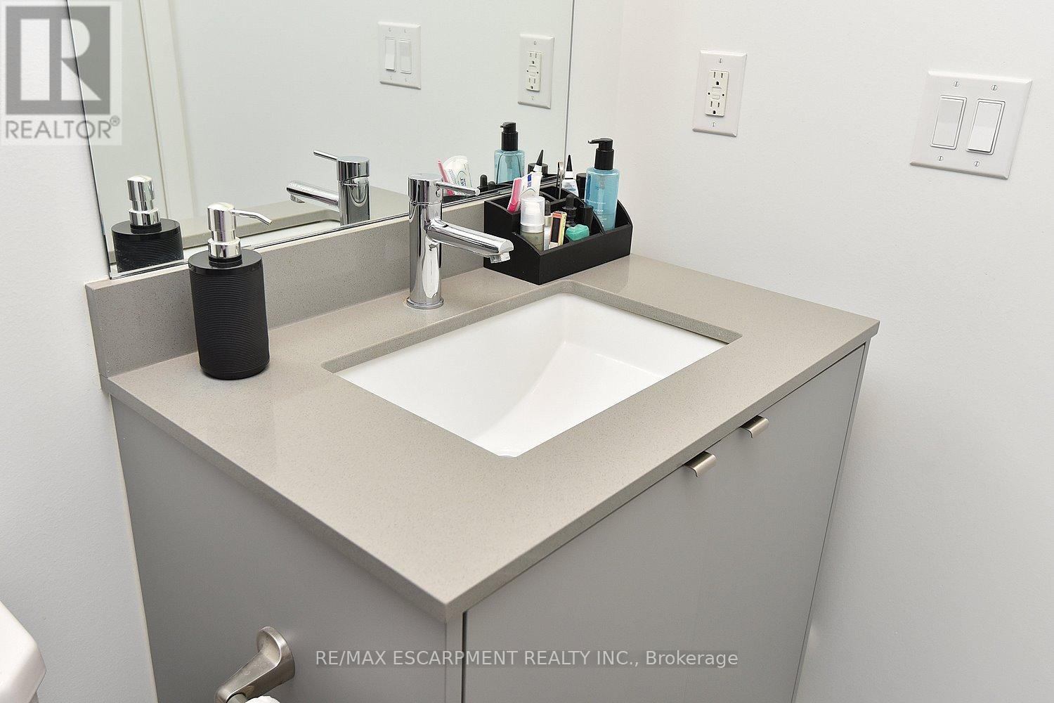 B1006 - 3200 Dakota Common, Burlington, Ontario  L7M 2A7 - Photo 21 - W12551566