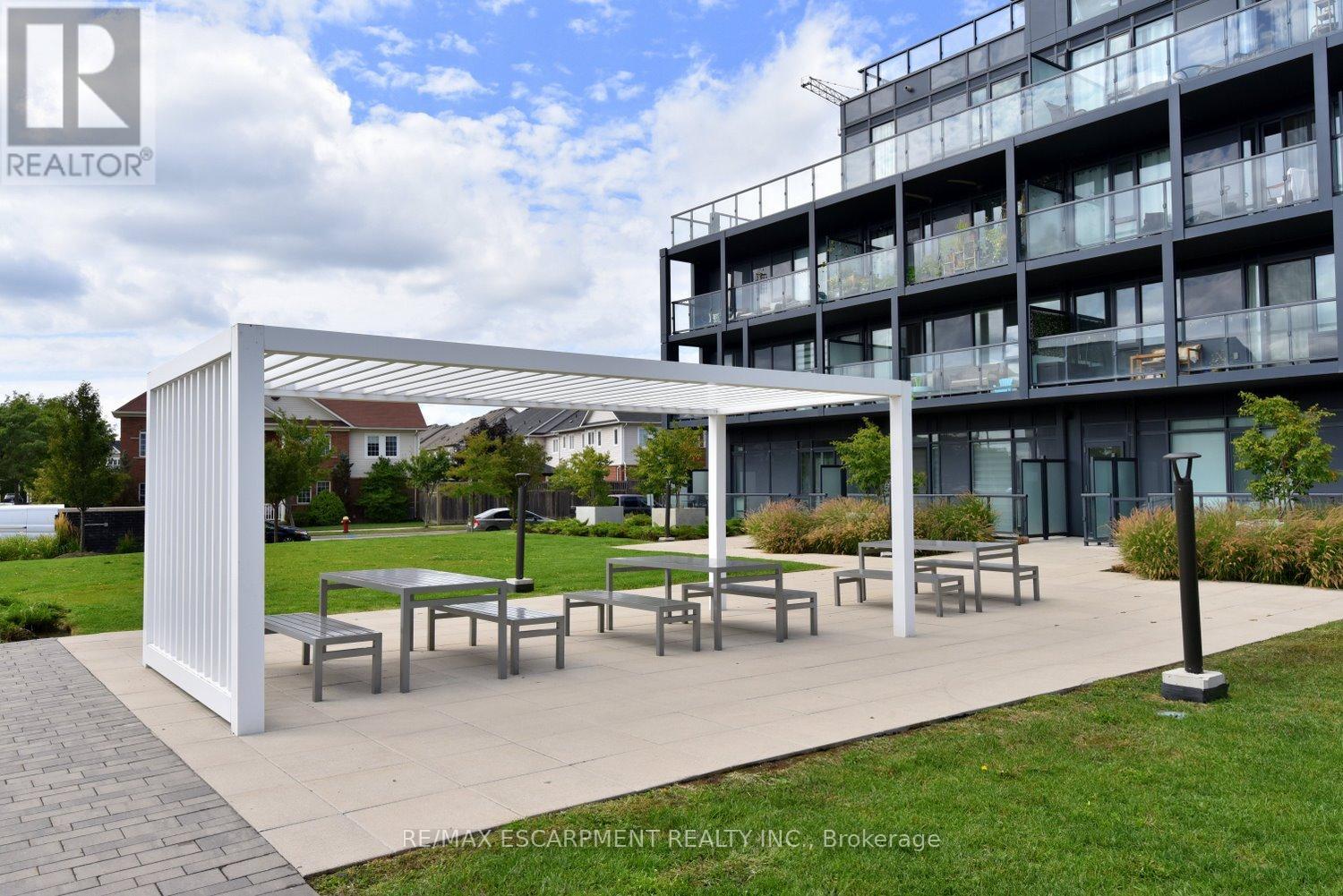 B1006 - 3200 Dakota Common, Burlington, Ontario  L7M 2A7 - Photo 32 - W12551566