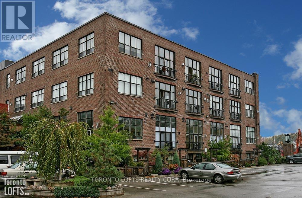 12 - 371 Wallace Avenue, Toronto, Ontario  M6P 3P1 - Photo 11 - W12551576