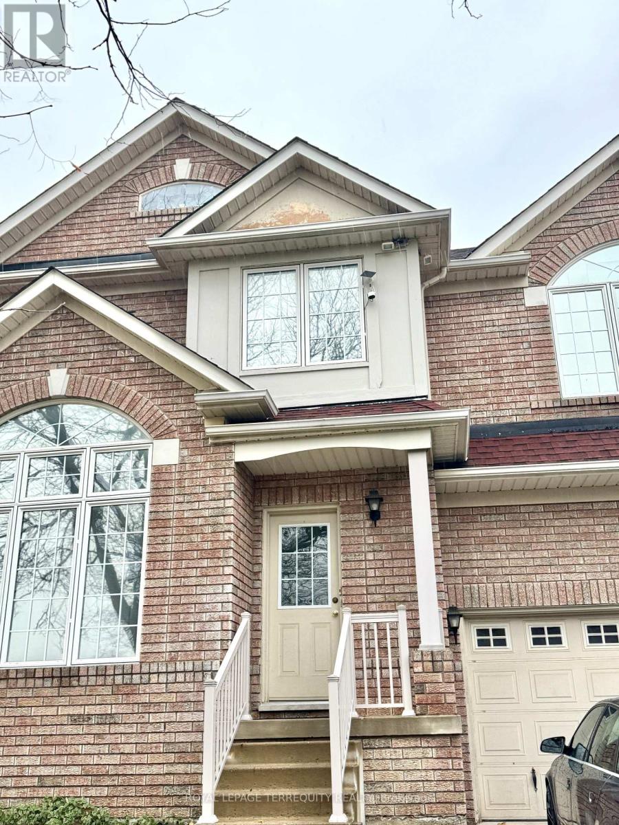 2 BINNERY DRIVE, Brampton, Ontario