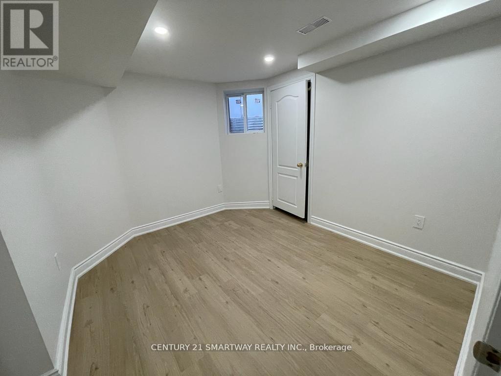 Bsmnt - 3224 Tacc Drive, Mississauga, Ontario  L5M 0H3 - Photo 12 - W12551622