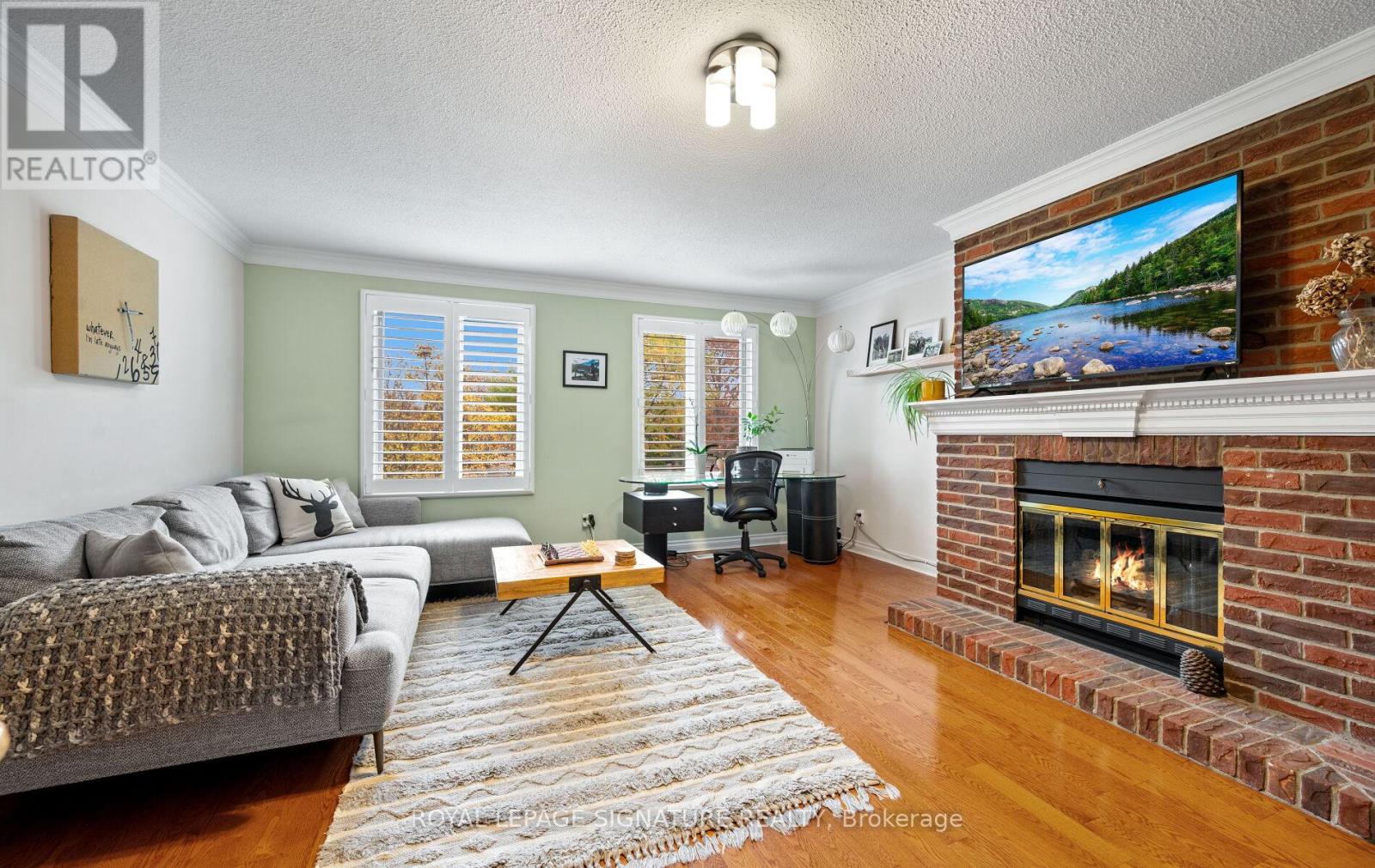 3509 Woodhurst Crescent, Mississauga, Ontario  L5L 1N5 - Photo 21 - W12551624