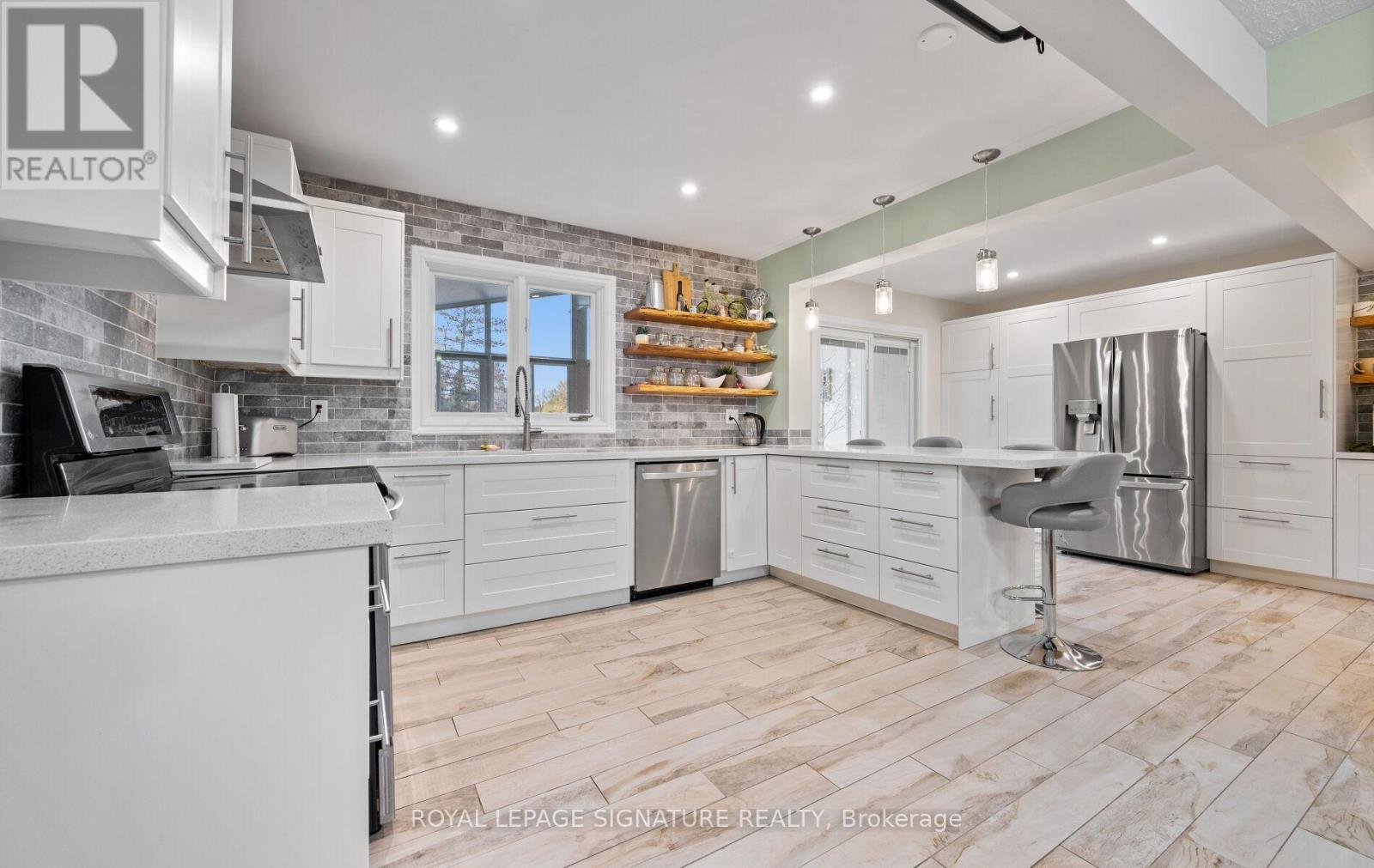 3509 Woodhurst Crescent, Mississauga, Ontario  L5L 1N5 - Photo 6 - W12551624