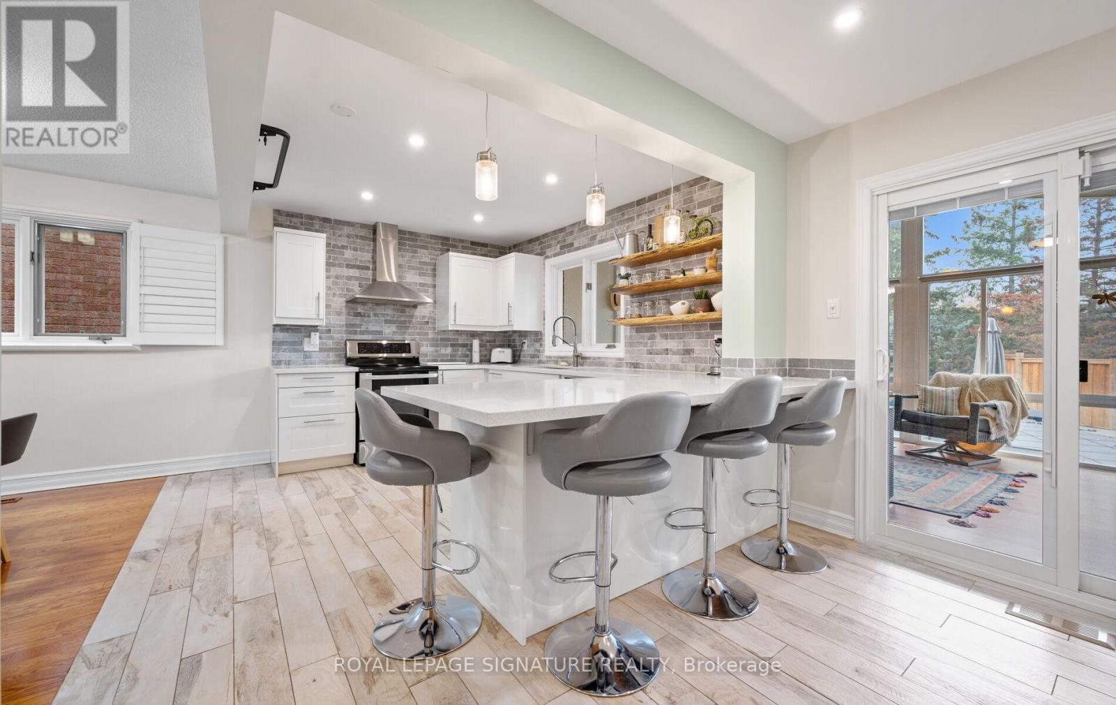 3509 Woodhurst Crescent, Mississauga, Ontario  L5L 1N5 - Photo 8 - W12551624