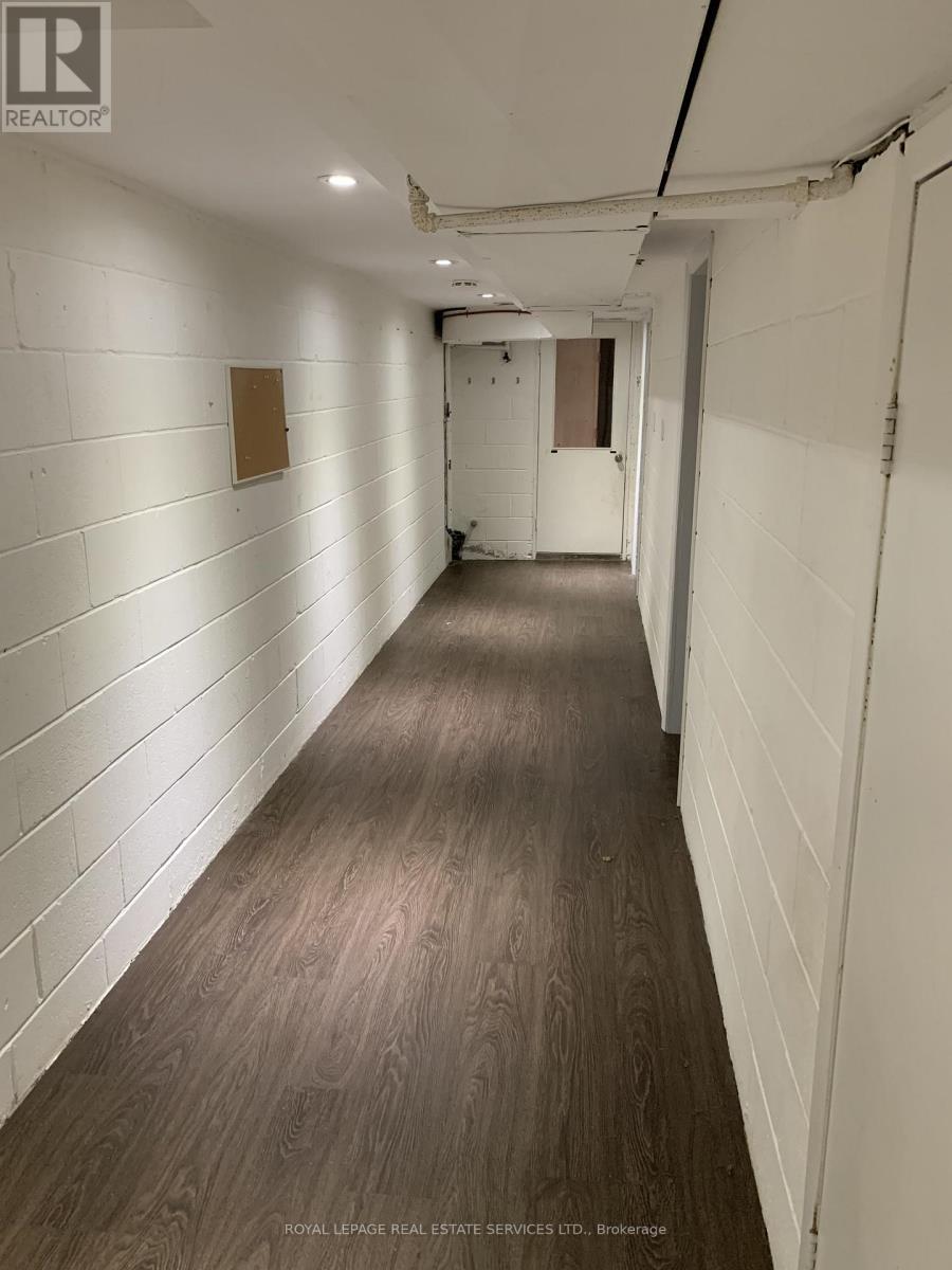 464 Euclid Avenue, Toronto, Ontario  M6G 2S9 - Photo 11 - C12472606