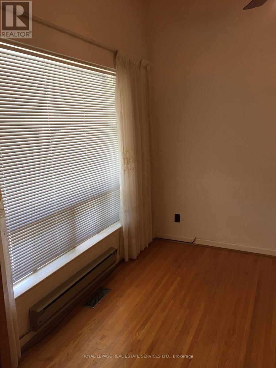 464 Euclid Avenue, Toronto, Ontario  M6G 2S9 - Photo 17 - C12472606