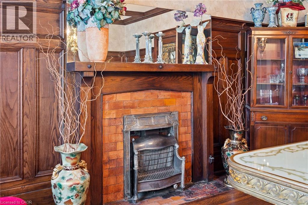 2 Carleton Street N, Thorold, Ontario  L2V 2A3 - Photo 12 - 40788785