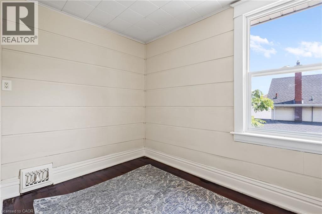 2 Carleton Street N, Thorold, Ontario  L2V 2A3 - Photo 22 - 40788785