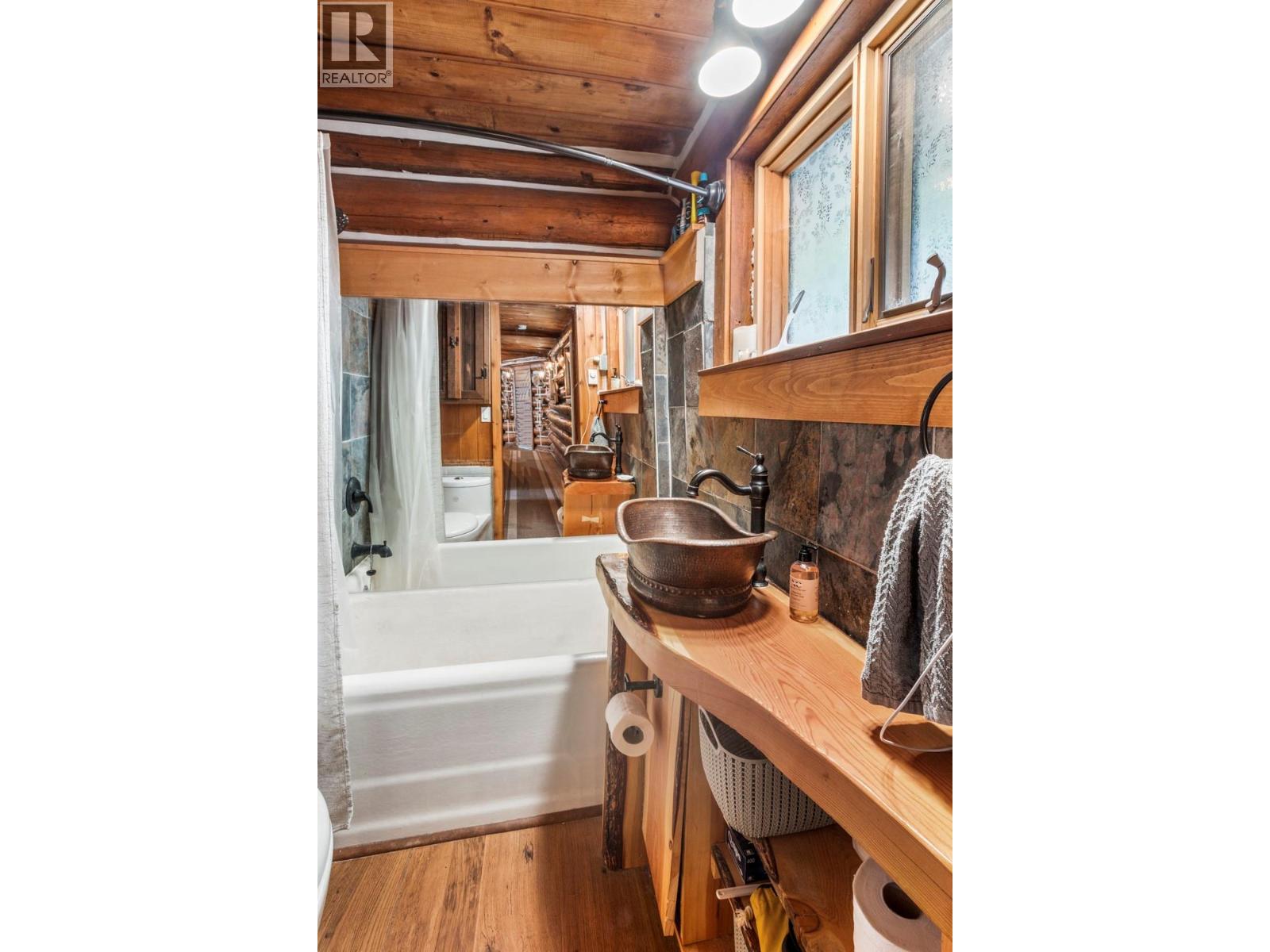 11899 3a Highway, Destiny Bay, British Columbia  V0B 1A3 - Photo 12 - 10349496