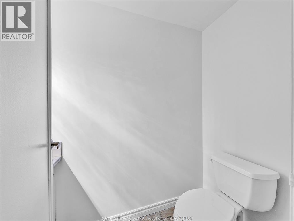 3663 Riverside Drive East Unit# 203, Windsor, Ontario  N8Y 4V3 - Photo 15 - 25028962