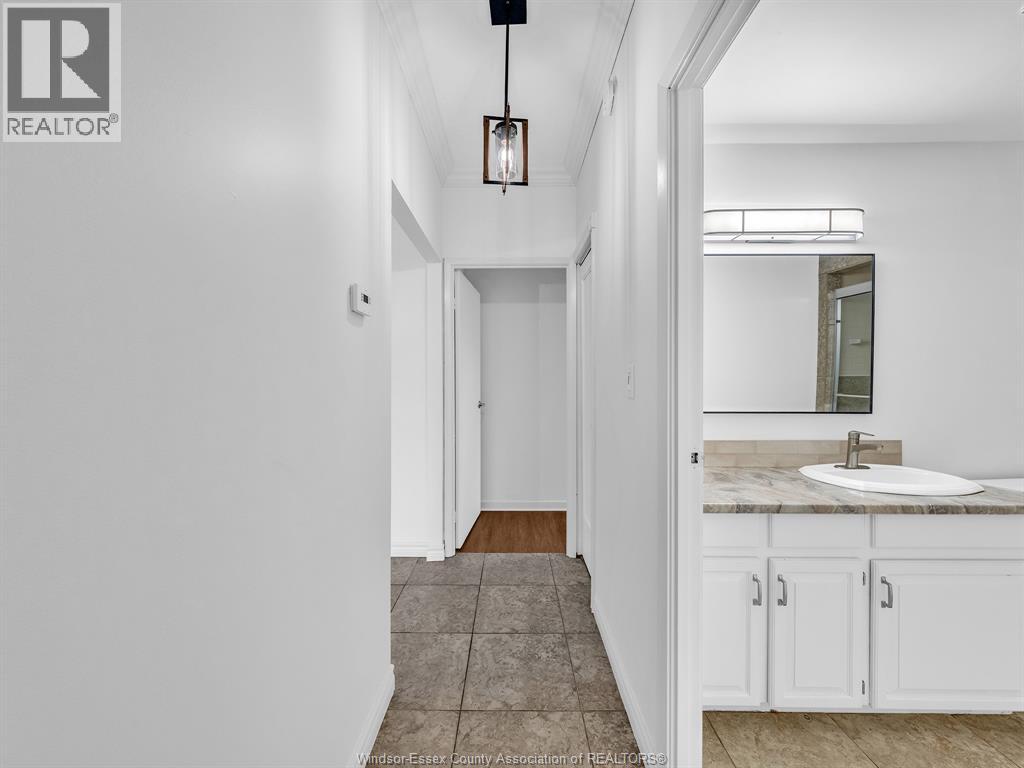 3663 Riverside Drive East Unit# 203, Windsor, Ontario  N8Y 4V3 - Photo 33 - 25028962