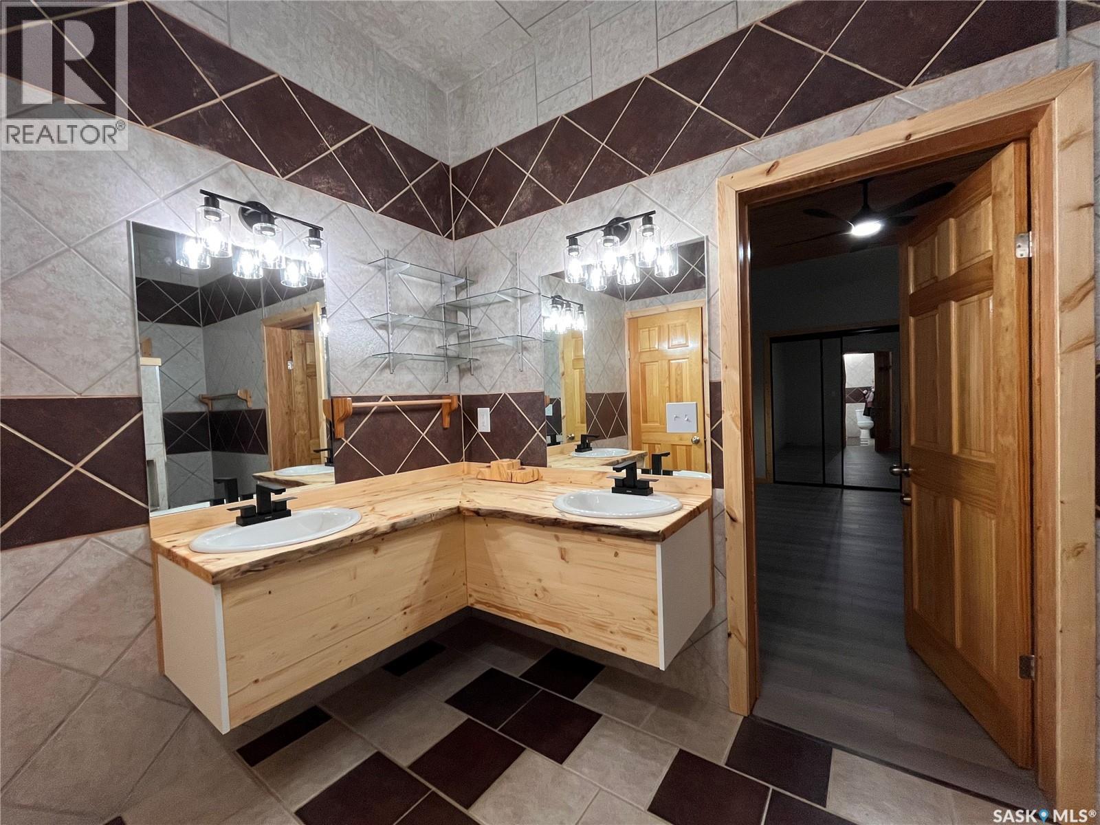 224 Pine Drive, Tobin Lake, Saskatchewan  S0E 1E0 - Photo 24 - SK014468