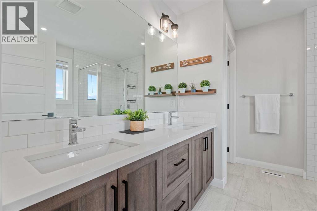 57 Ranchers Way, Okotoks, Alberta  T1S 4C8 - Photo 35 - A2256165