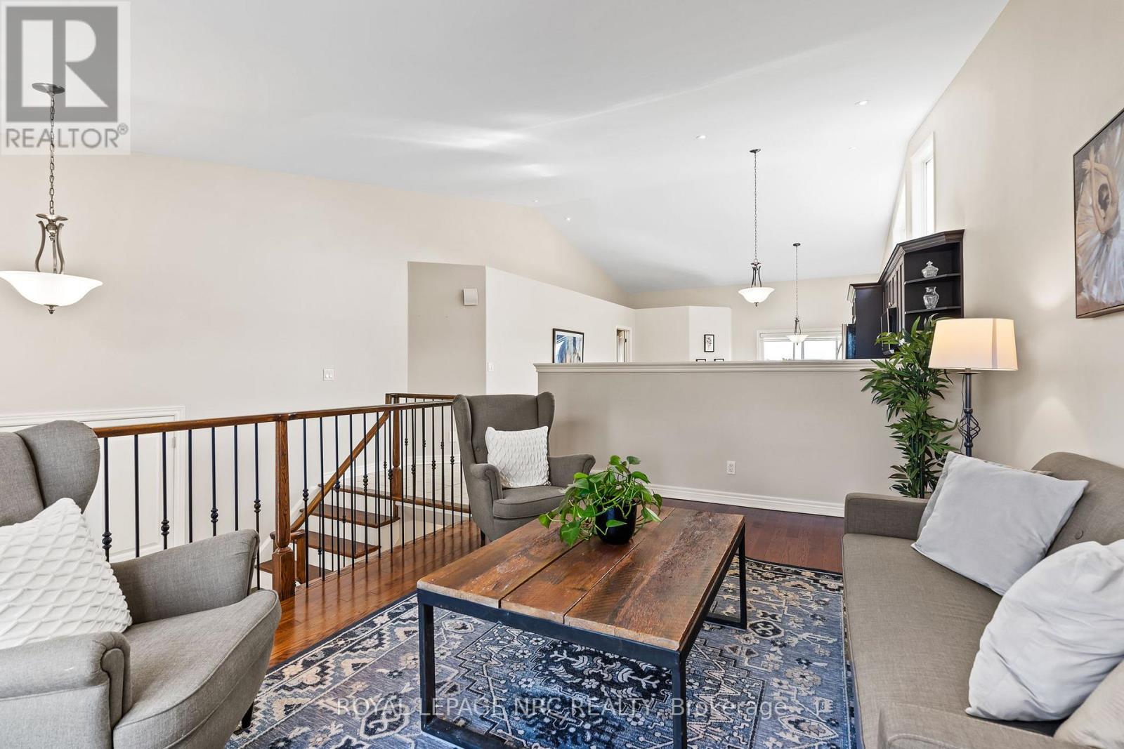 8710 Milomir Street, Niagara Falls, Ontario  L2H 0A7 - Photo 8 - X12551472