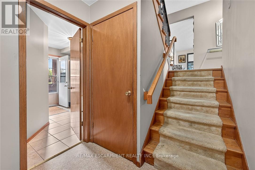 5 Third Road E, Hamilton, Ontario  L8J 3J5 - Photo 28 - X12551488