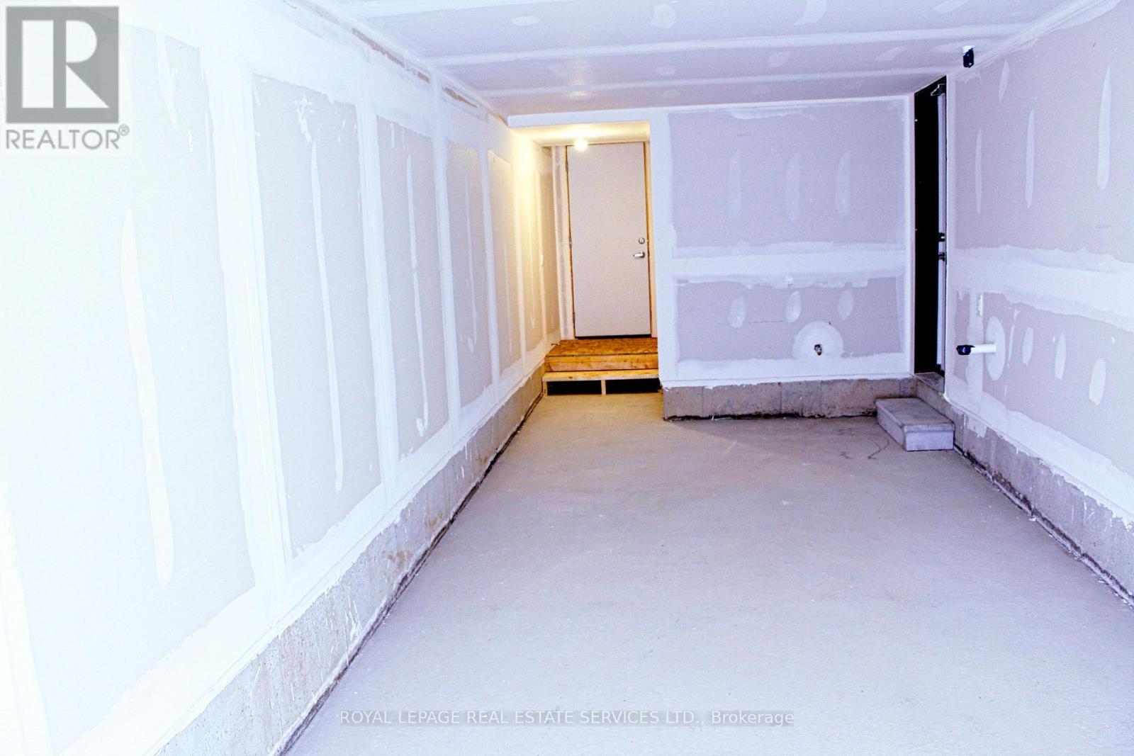 29 Greig Street, Brantford, Ontario N3T 0Y5 - Photo 50 - X12551654