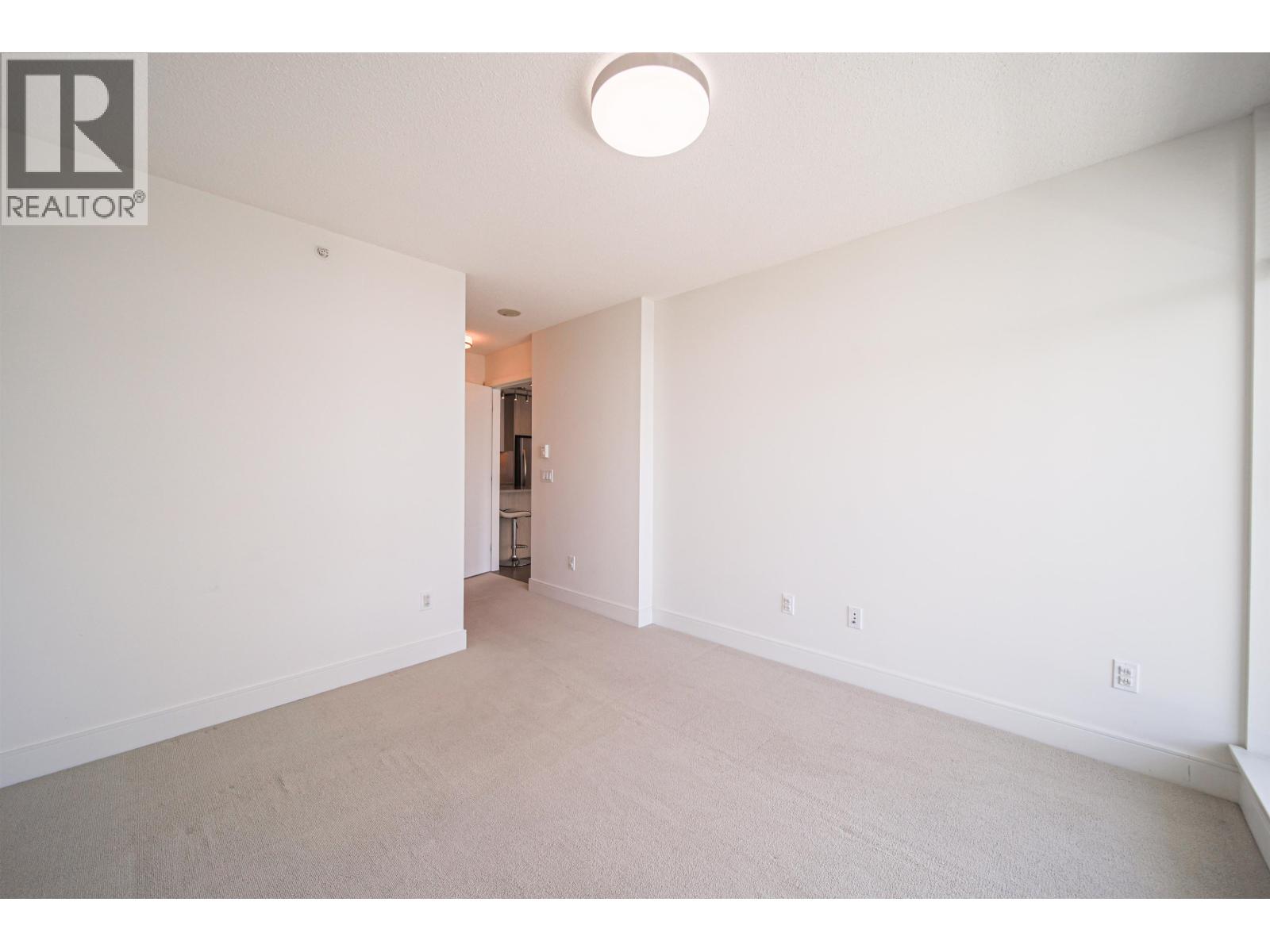 2207 3007 Glen Drive, Coquitlam, British Columbia  V3B 0L8 - Photo 21 - R3067802