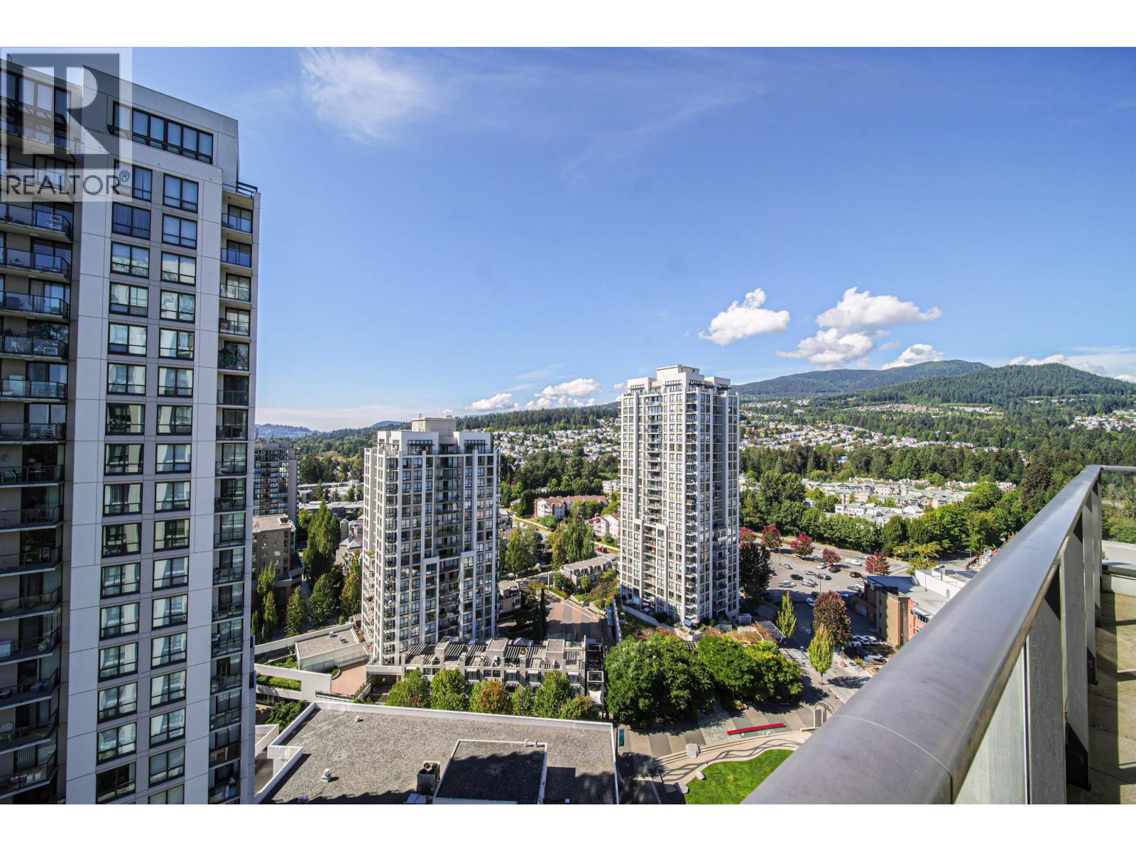 2207 3007 Glen Drive, Coquitlam, British Columbia  V3B 0L8 - Photo 27 - R3067802