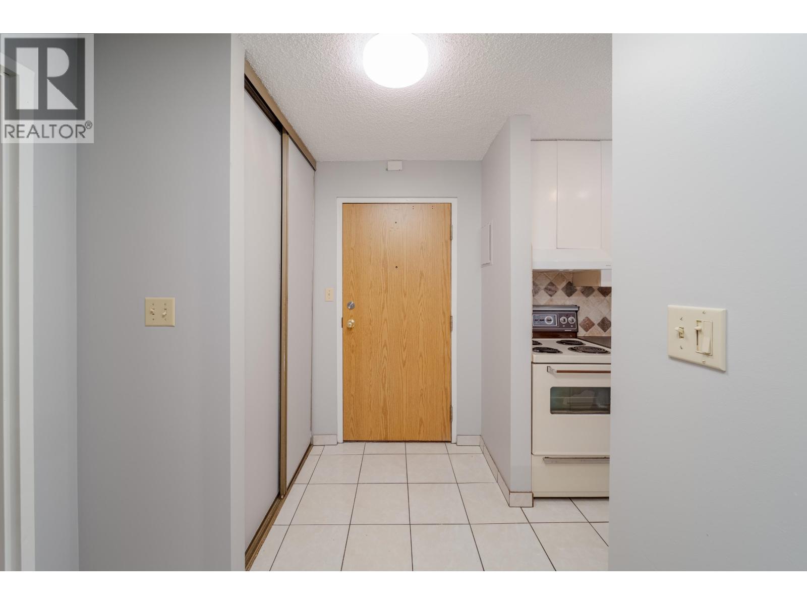 311 1040 Pacific Street, Vancouver, British Columbia  V6E 4C1 - Photo 5 - R3067809