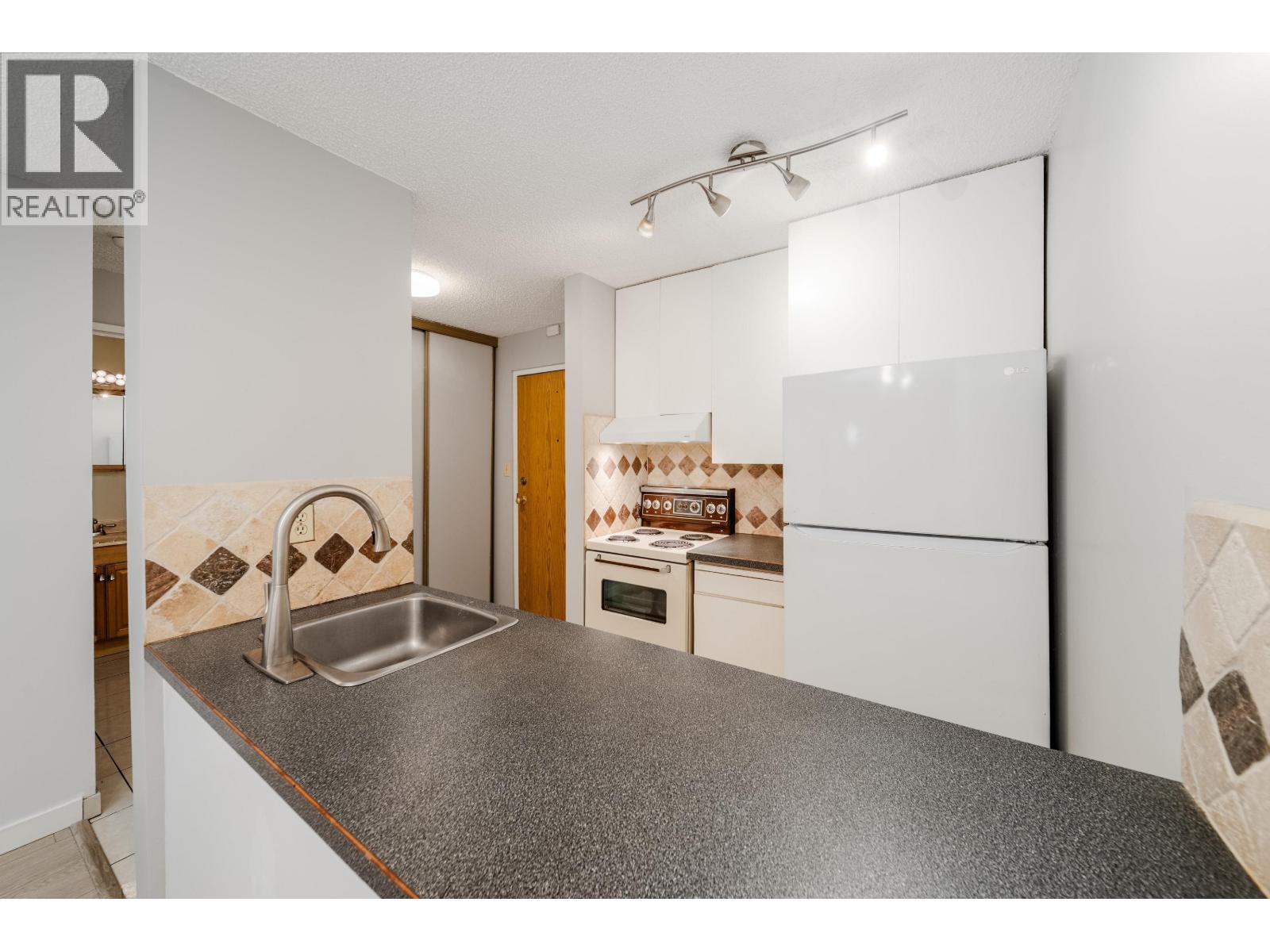 311 1040 Pacific Street, Vancouver, British Columbia  V6E 4C1 - Photo 7 - R3067809