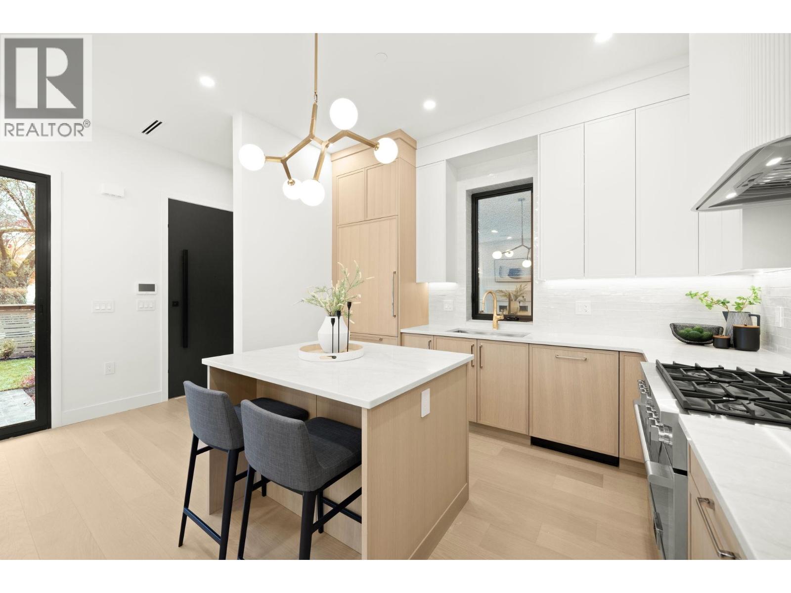 1095 E 14th Avenue, Vancouver, British Columbia  V5T 2P1 - Photo 8 - R3067811