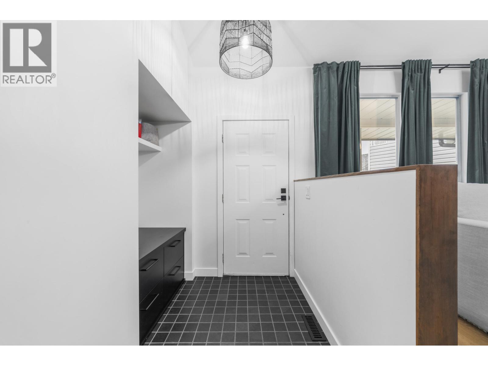 12432 Edge Street, Maple Ridge, British Columbia  V2X 0B3 - Photo 13 - R3067815