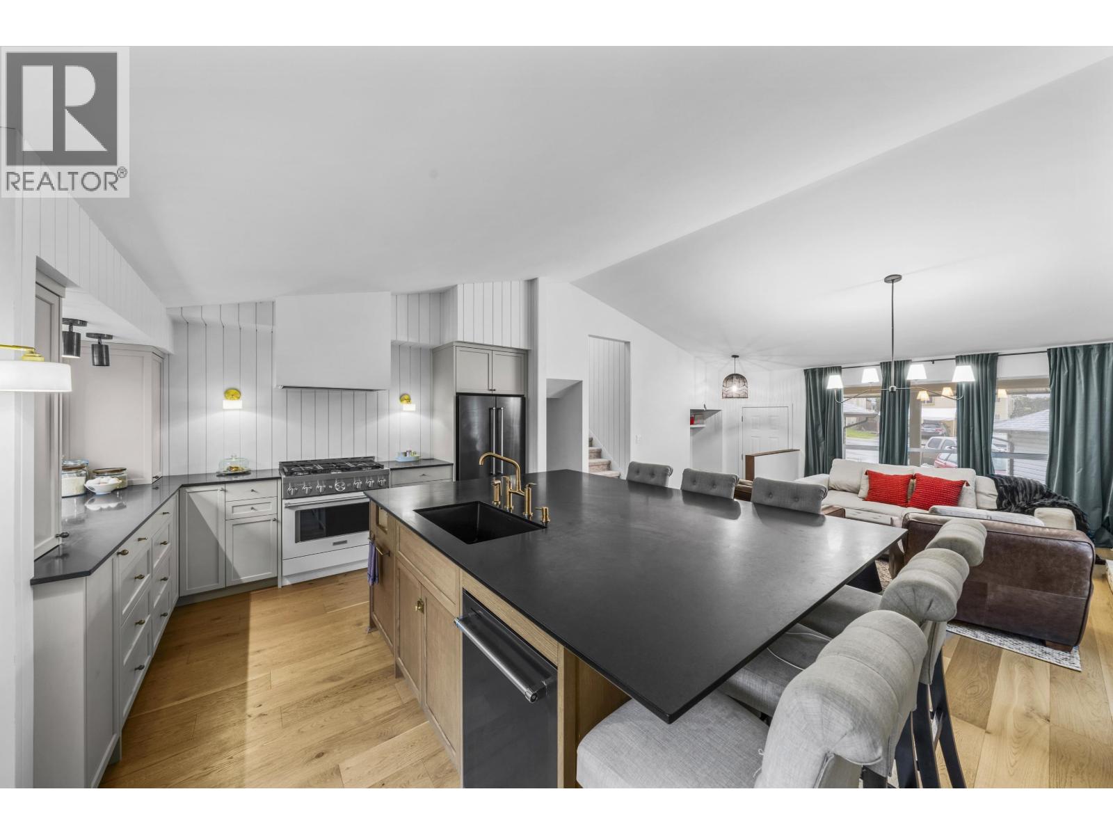 12432 Edge Street, Maple Ridge, British Columbia  V2X 0B3 - Photo 8 - R3067815