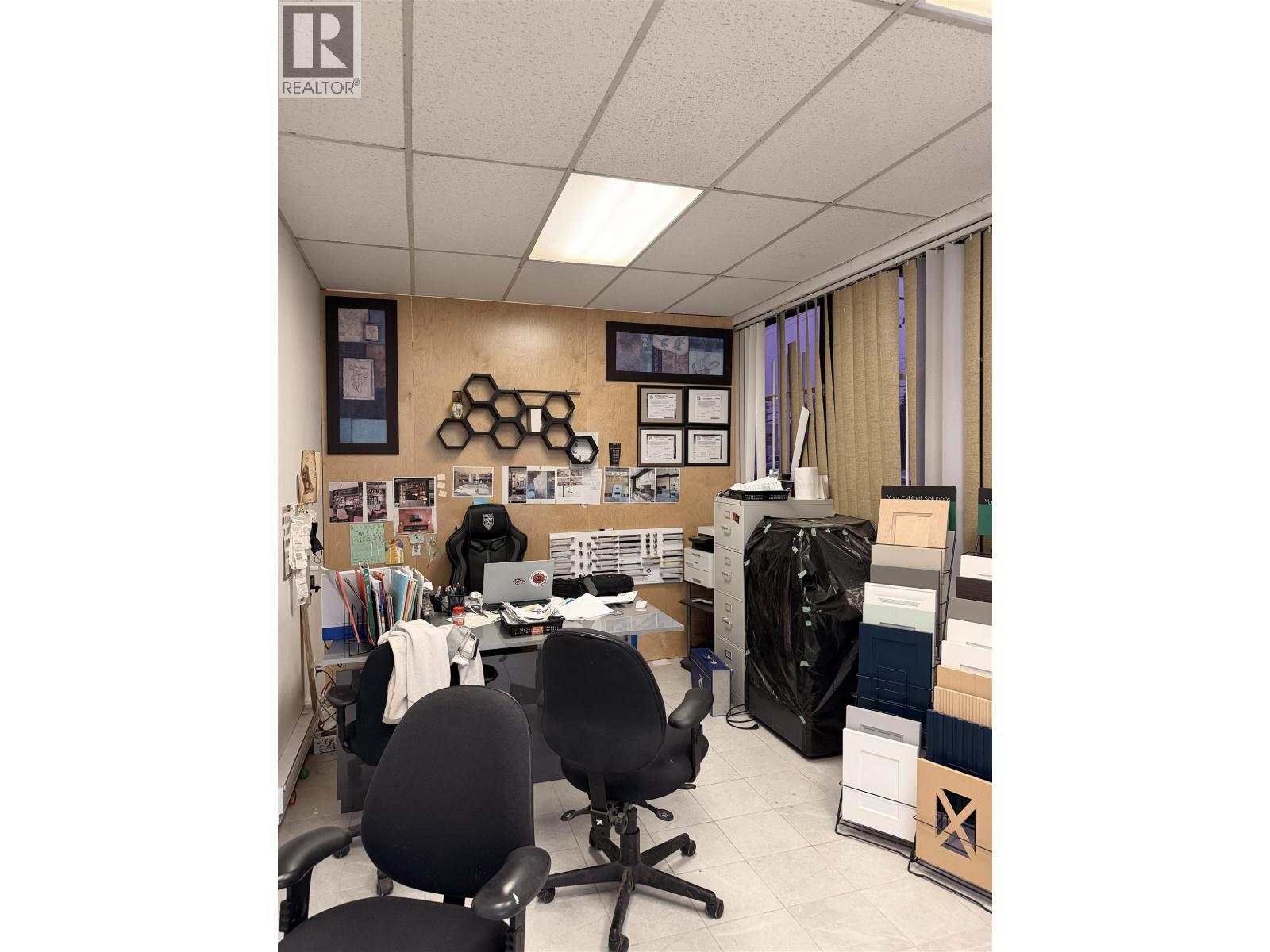 301 5930 No. 6 Road, Richmond, British Columbia  V6V 1Z1 - Photo 2 - C8073846