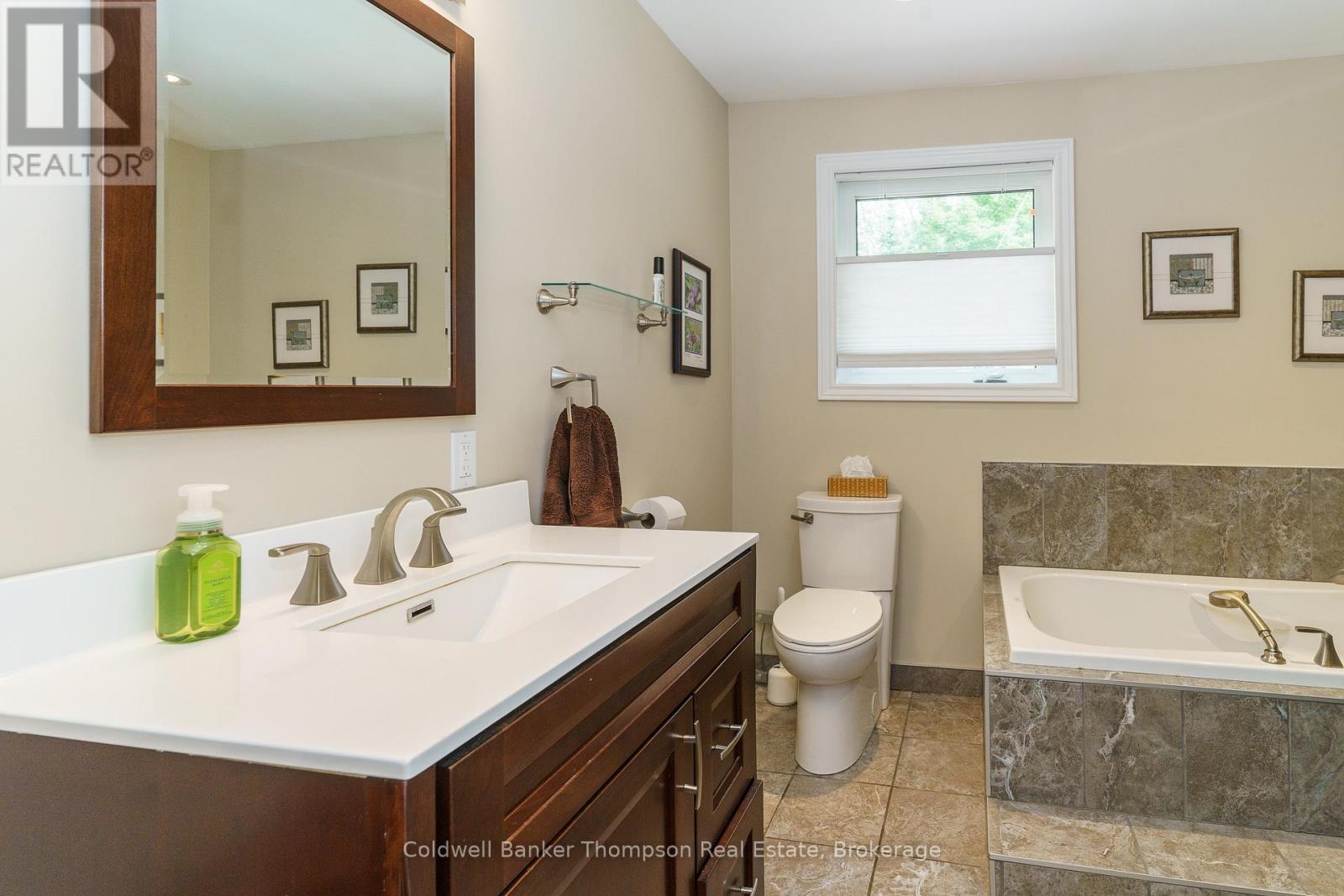 199 Almaguin Drive, Mcmurrich/monteith, Ontario  P0A 1Y0 - Photo 23 - X12091593