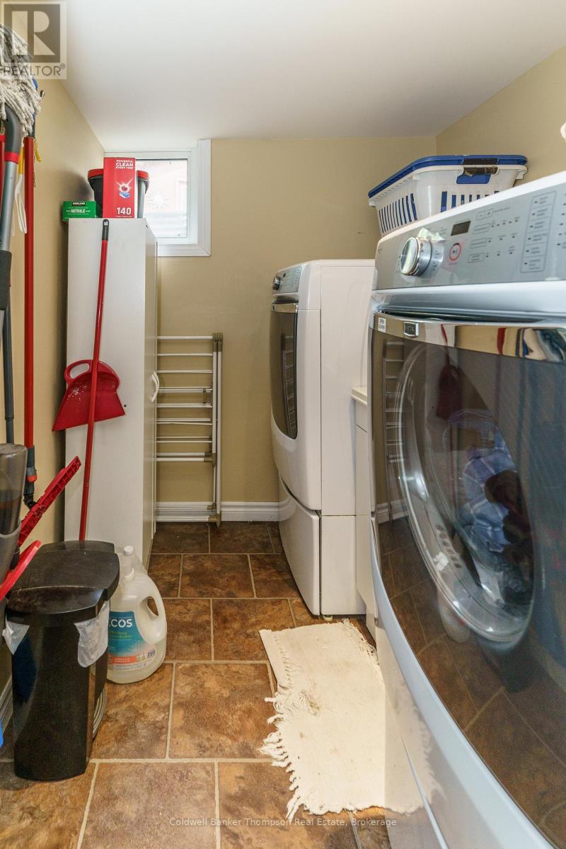 199 Almaguin Drive, Mcmurrich/monteith, Ontario  P0A 1Y0 - Photo 17 - X12091593