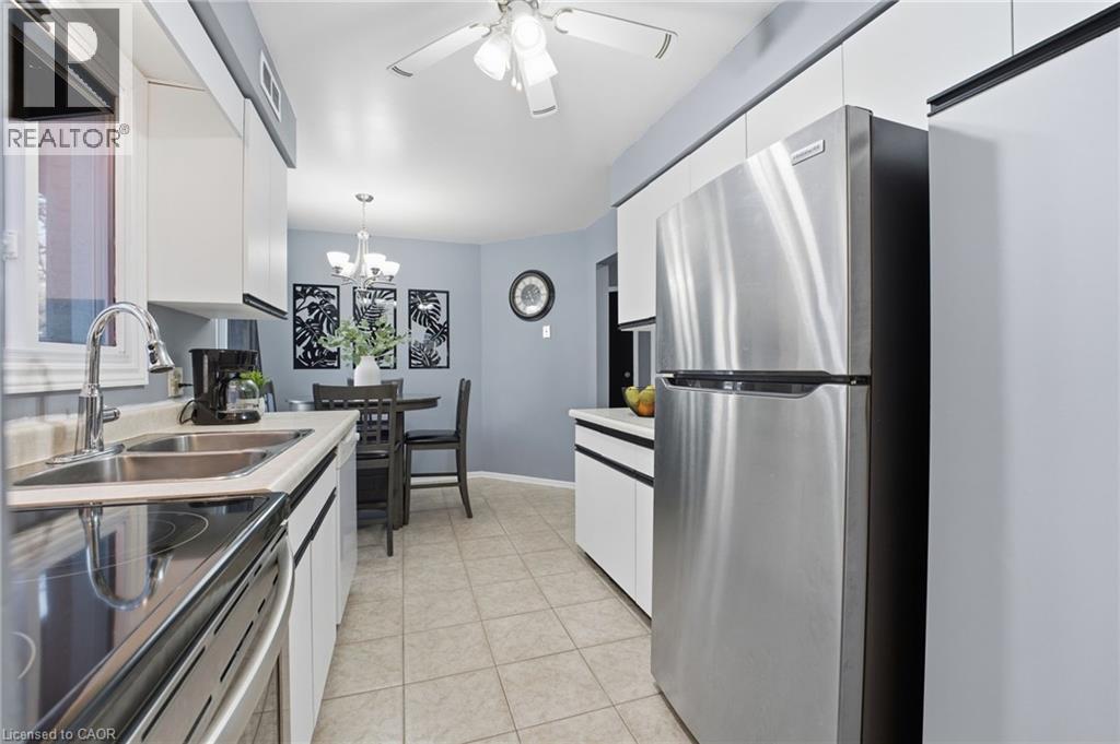 445 Kingscourt Drive Unit# 6, Waterloo, Ontario  N2K 3R4 - Photo 8 - 40786472