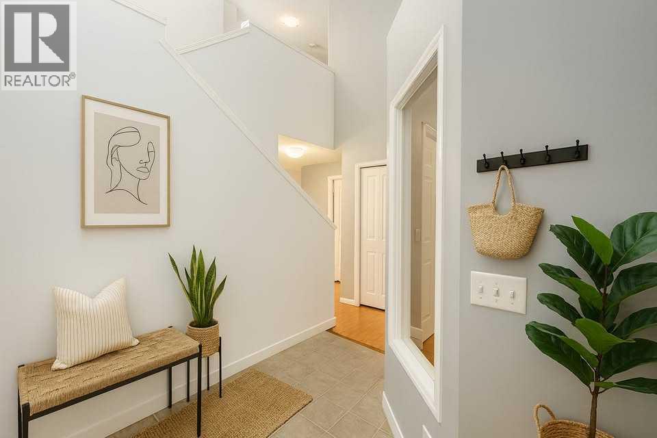 262 Luxstone Road Sw, Airdrie, Alberta  T4B 0J8 - Photo 2 - A2269035