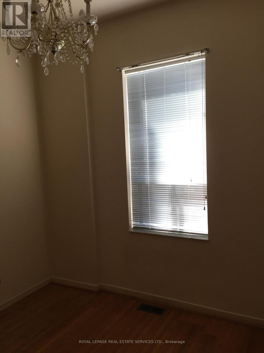 464 Euclid Avenue, Toronto, Ontario  M6G 2S9 - Photo 24 - C12472606