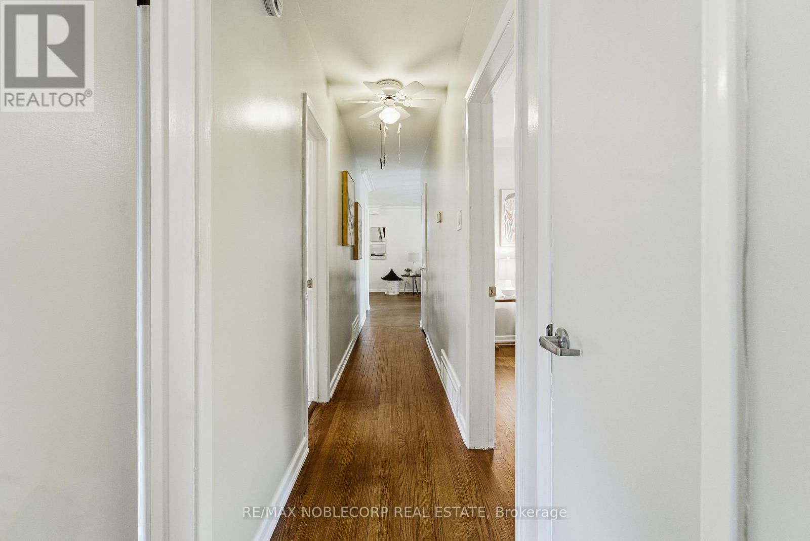 16 Fortune Gate, Toronto, Ontario  M1G 1X8 - Photo 3 - E12484751