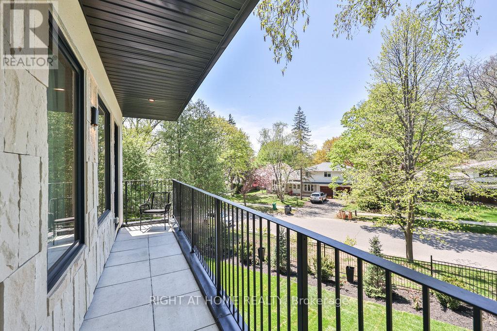 920 Calder Road, Mississauga, Ontario L5J 2N7 - Photo 33 - W12382615