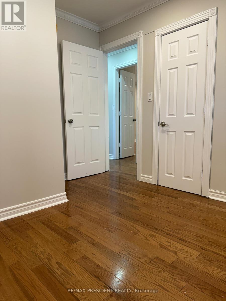 55 Esplanade Road, Brampton, Ontario  L6T 2C6 - Photo 15 - W12551122