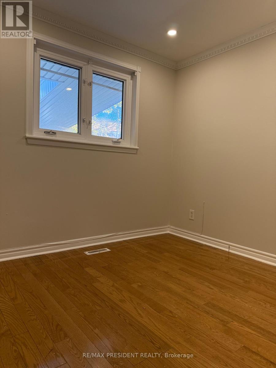 55 Esplanade Road, Brampton, Ontario  L6T 2C6 - Photo 14 - W12551122