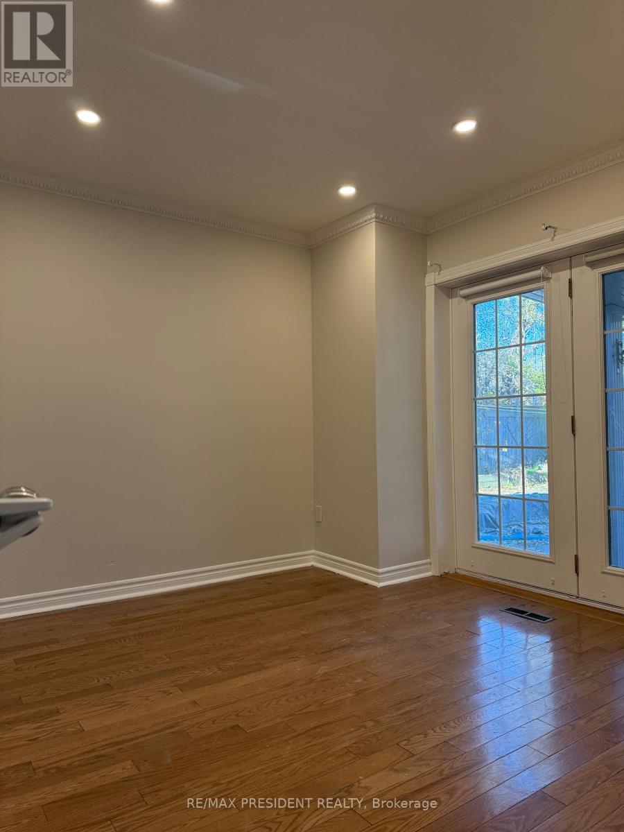 55 Esplanade Road, Brampton, Ontario  L6T 2C6 - Photo 13 - W12551122