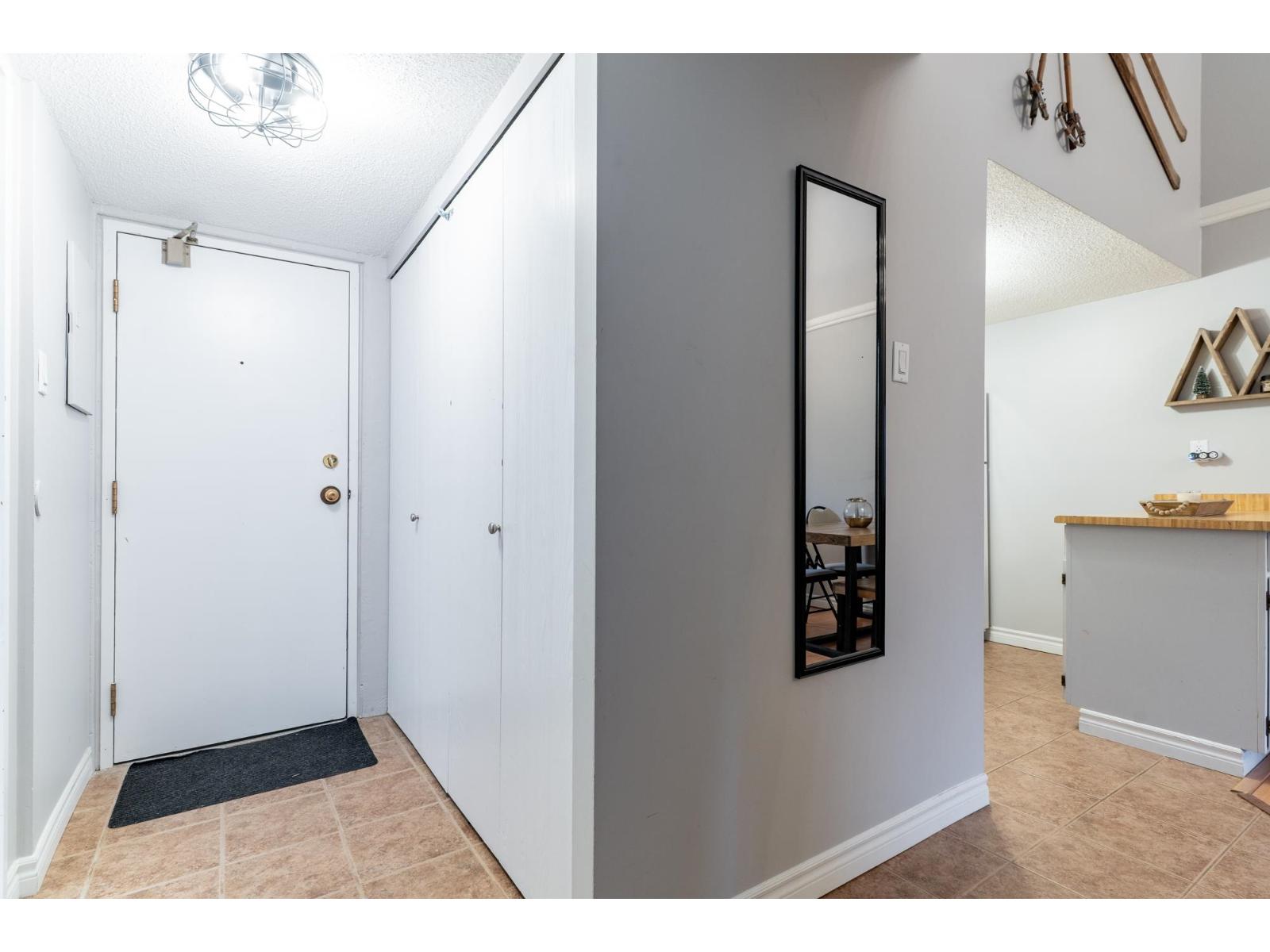 203b 21000 Enzian Way, Mission, British Columbia  V0M 1A1 - Photo 4 - R3067684