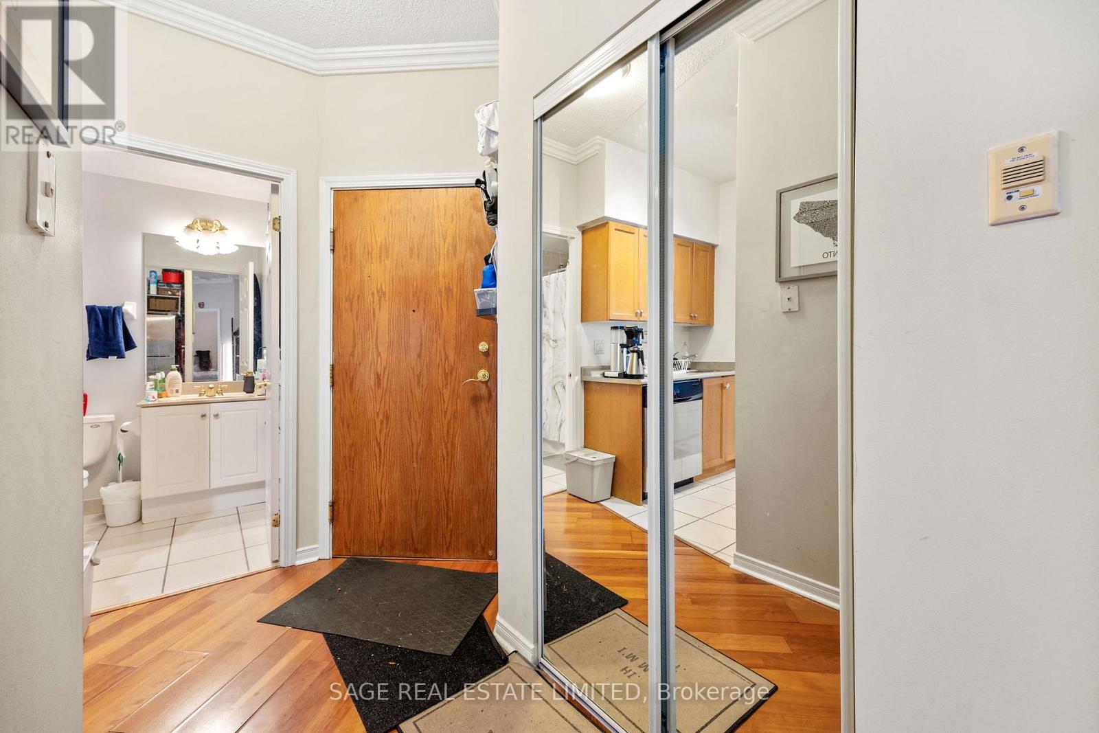 702 - 115 Richmond Street E, Toronto, Ontario  M5C 3H6 - Photo 4 - C12551682