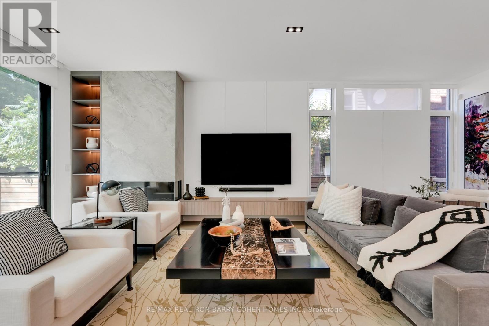 52 Elmsthorpe Avenue, Toronto, Ontario  M5P 2L7 - Photo 12 - C12551700